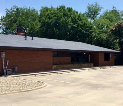 This law office on Oak Avenue is well-maintained and a great example of a mid-century modern in it's glory.