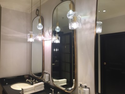 This isn't the ladies' room at the Grosvenor House. I liked the lights.